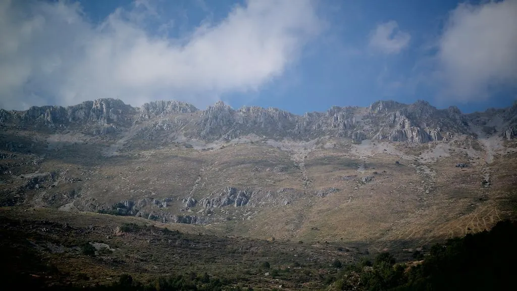 Au Pied Du Chateau Greolieres les Neiges