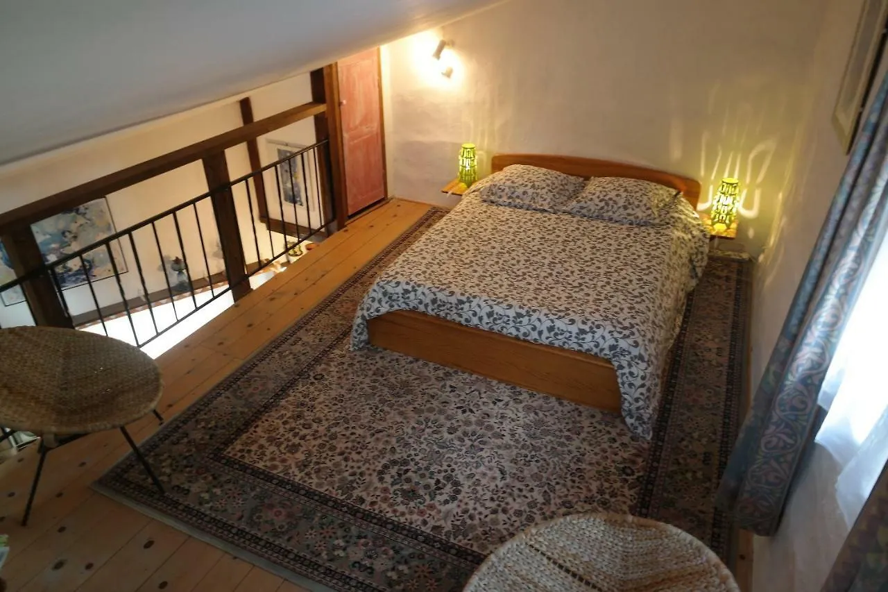 Apartment Au Pied Du Chateau Greolieres les Neiges