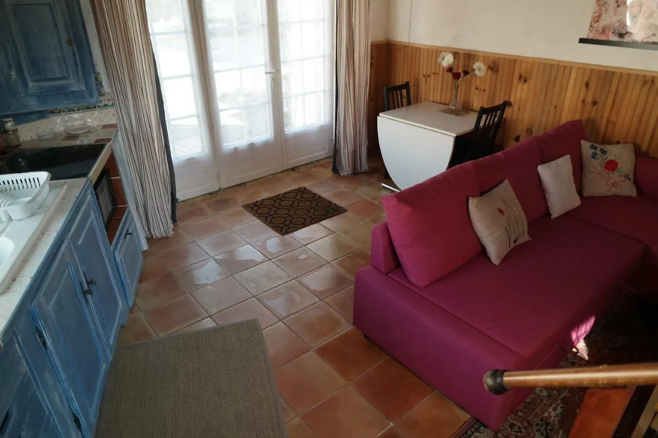 Apartment Au Pied Du Chateau Greolieres les Neiges